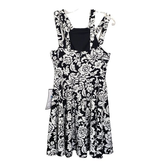 NWT B. Darling Black and White Floral Strappy Dress - Picture 5 of 7